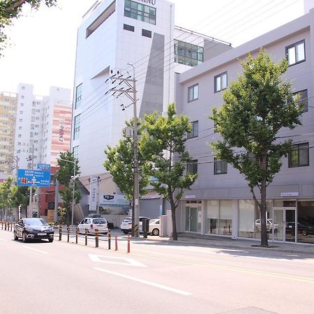 Wood House Hotel Pusan Zewnętrze zdjęcie