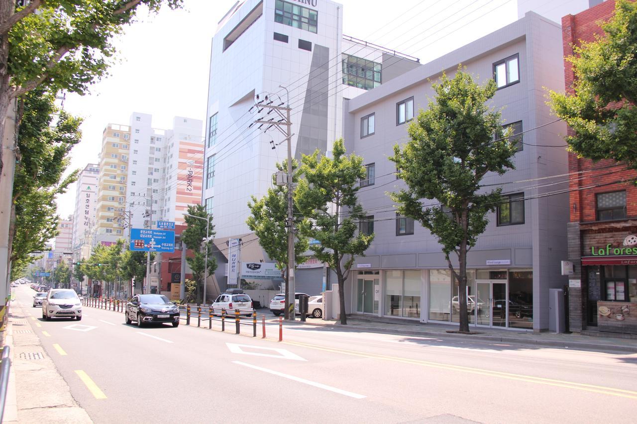 Wood House Hotel Pusan Zewnętrze zdjęcie